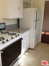 1018 S Wooster St in Los Angeles, CA - Building Photo - Building Photo