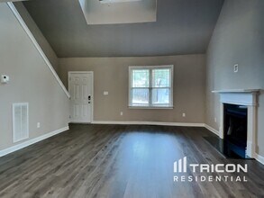 135 Lasswade Ct in Zebulon, NC - Building Photo - Building Photo