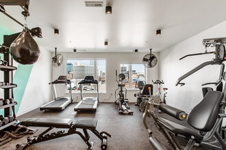 Harlow Apartments in Columbus, OH - Foto de edificio - Building Photo