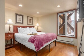 600 South Park Avenue in Breckenridge, CO - Foto de edificio - Building Photo