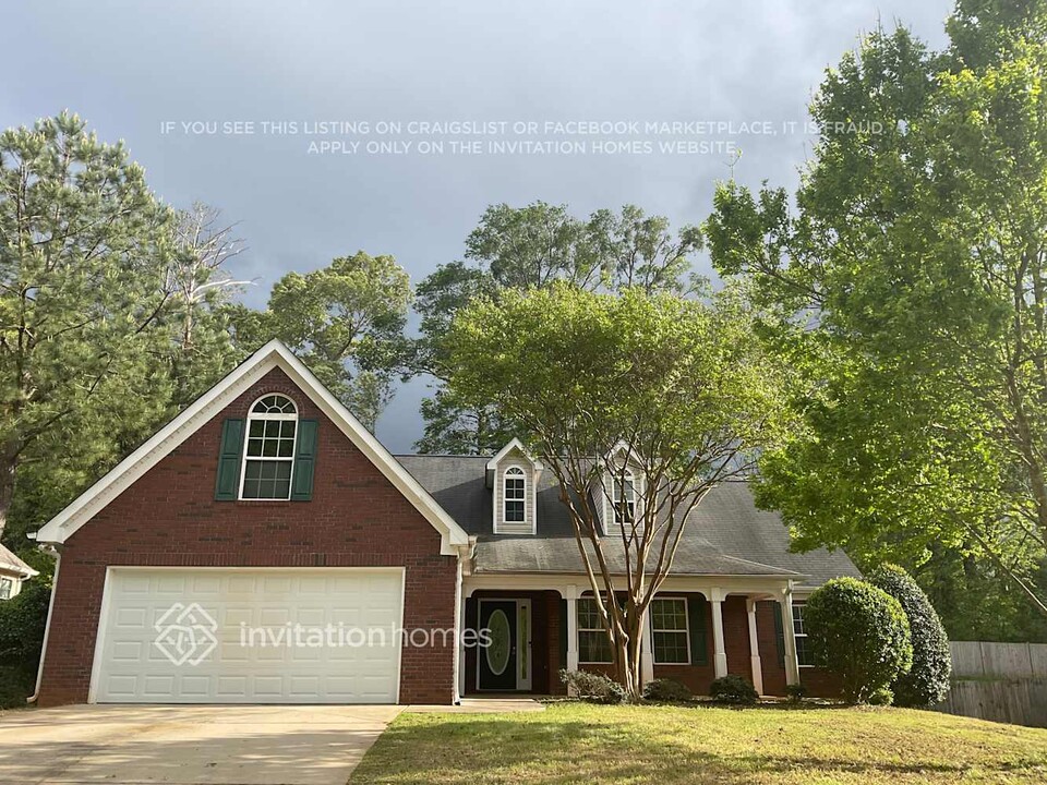 307 Peachtree Cir in Hampton, GA - Building Photo