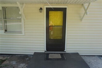 2338 Clarissa Dr NW in Atlanta, GA - Building Photo - Building Photo