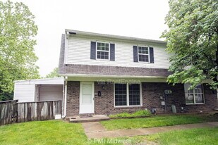 6920 Chrysler St in Indianapolis, IN - Building Photo