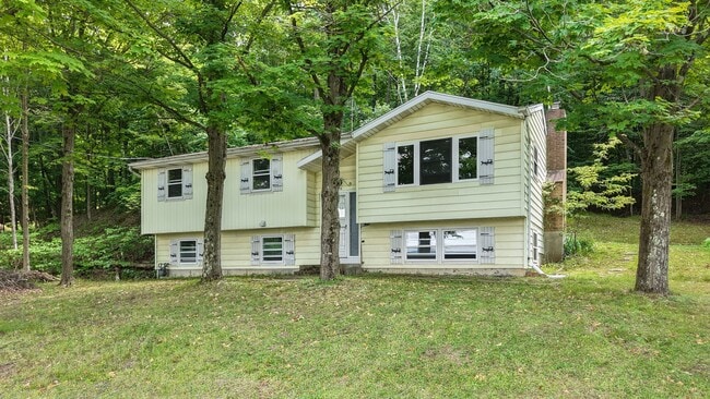 property at 40 Grand St