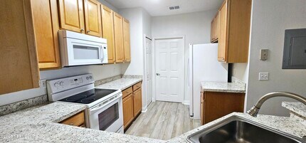 4601 Touchton Rd in Jacksonville, FL - Building Photo - Building Photo