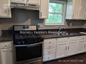 4409 Driftman Dr in Monroeville, PA - Building Photo - Building Photo