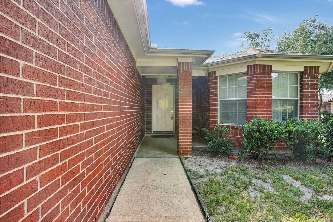 14602 Windwood Park Ln in Cypress, TX - Building Photo