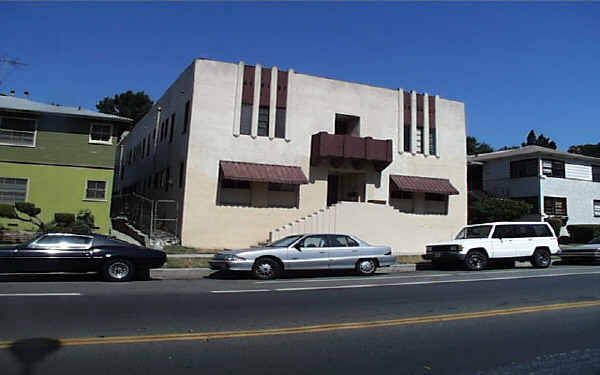 1515 Silver Lake Blvd in Los Angeles, CA - Building Photo - Building Photo