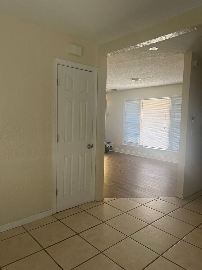 1503 NW 18th St in Lawton, OK - Building Photo - Building Photo