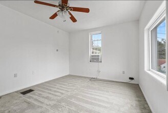 2935 Devlin St in Pittsburgh, PA - Building Photo - Building Photo