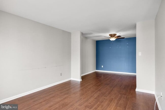 1505 Beacon Hill Dr in Gloucester Township, NJ - Building Photo - Building Photo