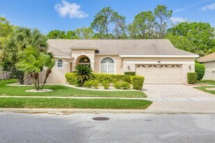3713 Siena Ln in Palm Harbor, FL - Building Photo