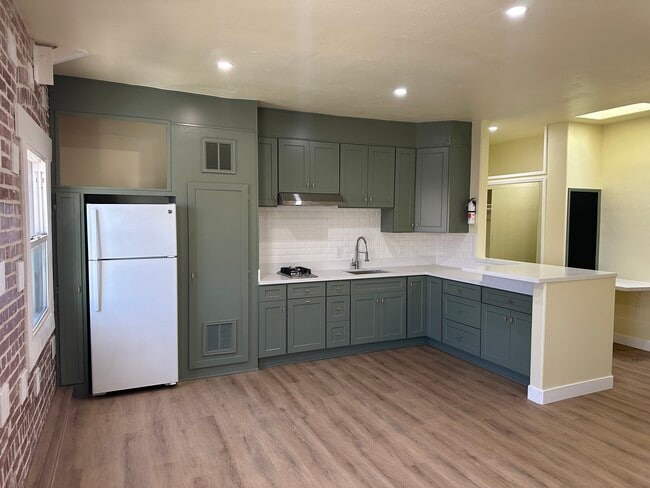 1458 Lincoln Blvd, Unit 6