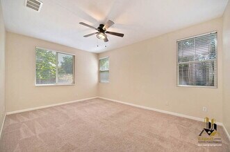 3438 Zalema Way in Sacramento, CA - Building Photo - Building Photo