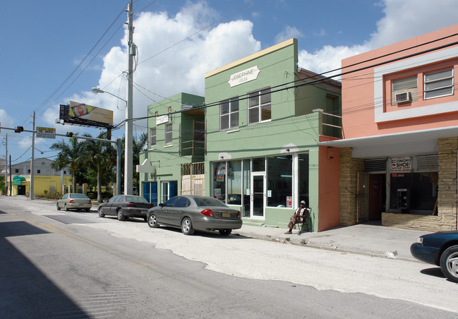 1028 NW 3 Ave in Miami, FL - Building Photo - Building Photo