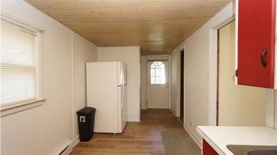 36 Henry St in Whitney Point, NY - Building Photo - Building Photo