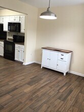 2863 Coors Park Ct in Falls Church, VA - Foto de edificio - Building Photo