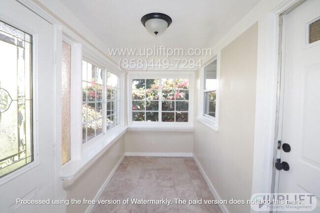 515 S Tremont St in Oceanside, CA - Building Photo - Building Photo