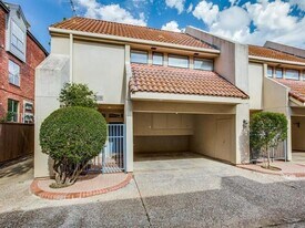 4520 Glenwick Ln in Dallas, TX - Building Photo