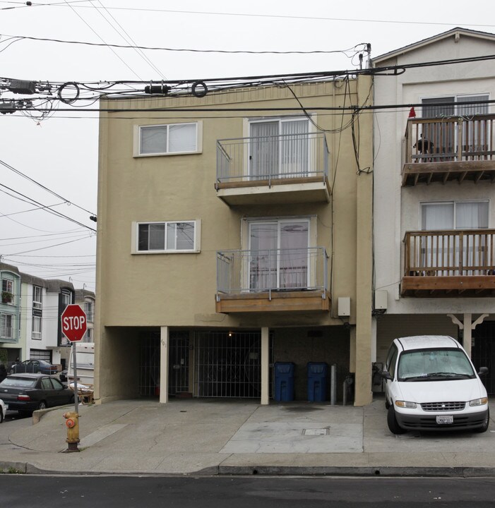 601 Sylvan St in Daly City, CA - Foto de edificio