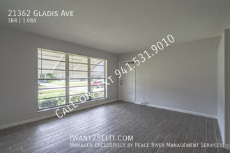 21362 Gladis Ave in Port Charlotte, FL - Building Photo - Building Photo