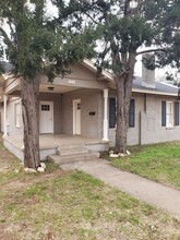 2215 14th St in Lubbock, TX - Foto de edificio - Building Photo