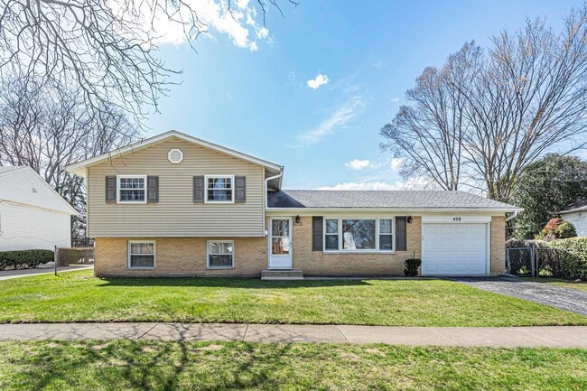 property at 476 Raupp Blvd