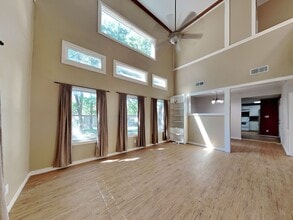 5729 Wilson Rd in Fort Worth, TX - Building Photo - Building Photo