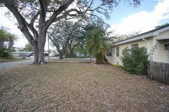 5611 N McKay Ave in Tampa, FL - Building Photo - Building Photo
