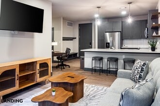 415 E 2nd St S, Unit 1120 in Tulsa, OK - Building Photo - Building Photo