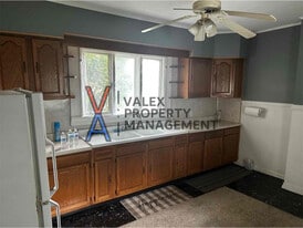 1310 Swetland St in Scranton, PA - Building Photo