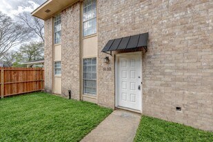 1930 Avenue B in Katy, TX - Building Photo