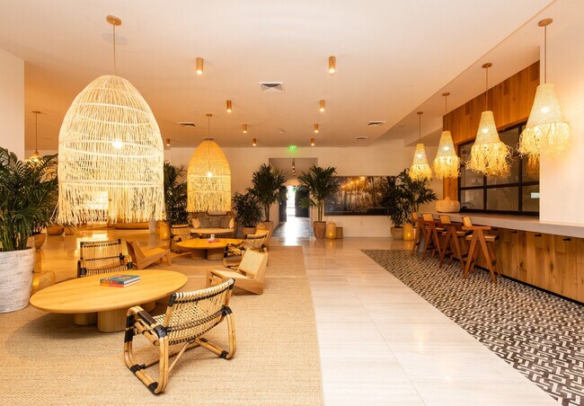 301 SW 1st Ave in Miami, FL - Building Photo - Building Photo
