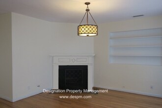 1809 N Rose St in Burbank, CA - Building Photo - Building Photo