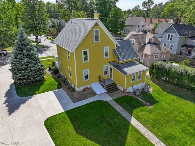 38171 Wilson Ave in Willoughby, OH - Building Photo - Building Photo