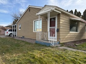 498 Polk St in Twin Falls, ID - Foto de edificio - Building Photo