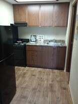 561 Dunston Ct, Unit 561 Apartamentos