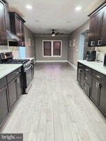 210 White Horse Pike in Oaklyn, NJ - Building Photo