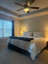 4762 Sampson Ct. in Lilburn, GA - Foto de edificio - Building Photo