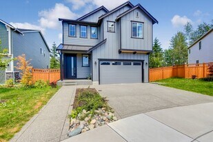 14802 Tyee Dr E in Bonney Lake, WA - Building Photo