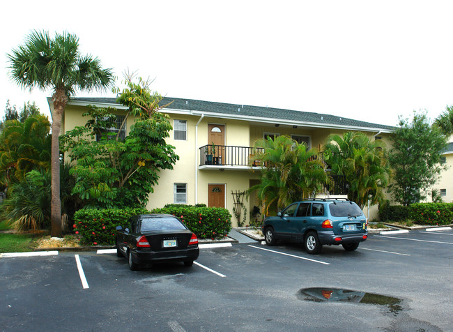 Spruce Ridge Apartments in Stuart, FL - Building Photo - Building Photo