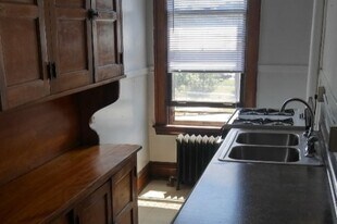 1786 Hennepin Ave S, Unit 11 in Minneapolis, MN - Building Photo