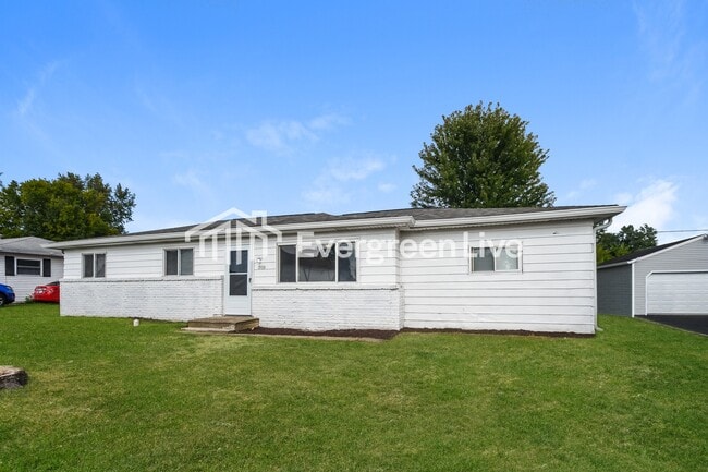 1933 Sloan Ave in Indianapolis, IN - Building Photo - Building Photo