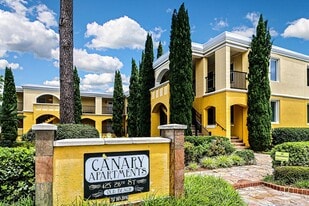 425 26th St in Virginia Beach, VA - Building Photo