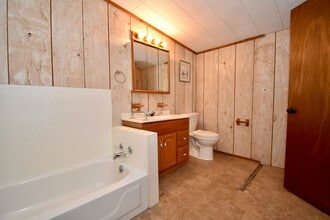 856 Par Rd 60 in Dubach, LA - Building Photo - Building Photo