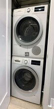 LOWER EAST SIDE 4 BED 2 BATH - WON'T LAST!!! in New York, NY - Building Photo - Building Photo