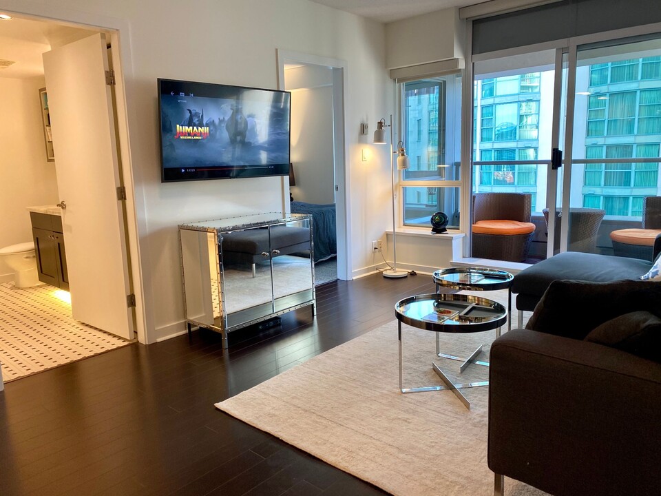 821 Cambie St in Vancouver, BC - Building Photo
