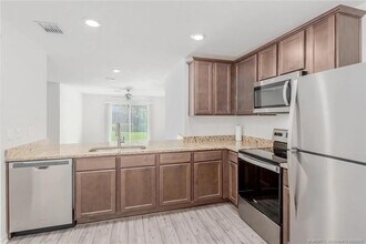2108 SW Vista Rd in Port St. Lucie, FL - Building Photo - Building Photo
