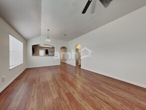 2710 Bammelwood Dr in Houston, TX - Building Photo - Building Photo