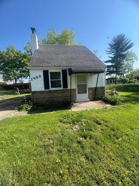 1480 Marsdale Ave in Columbus, OH - Building Photo